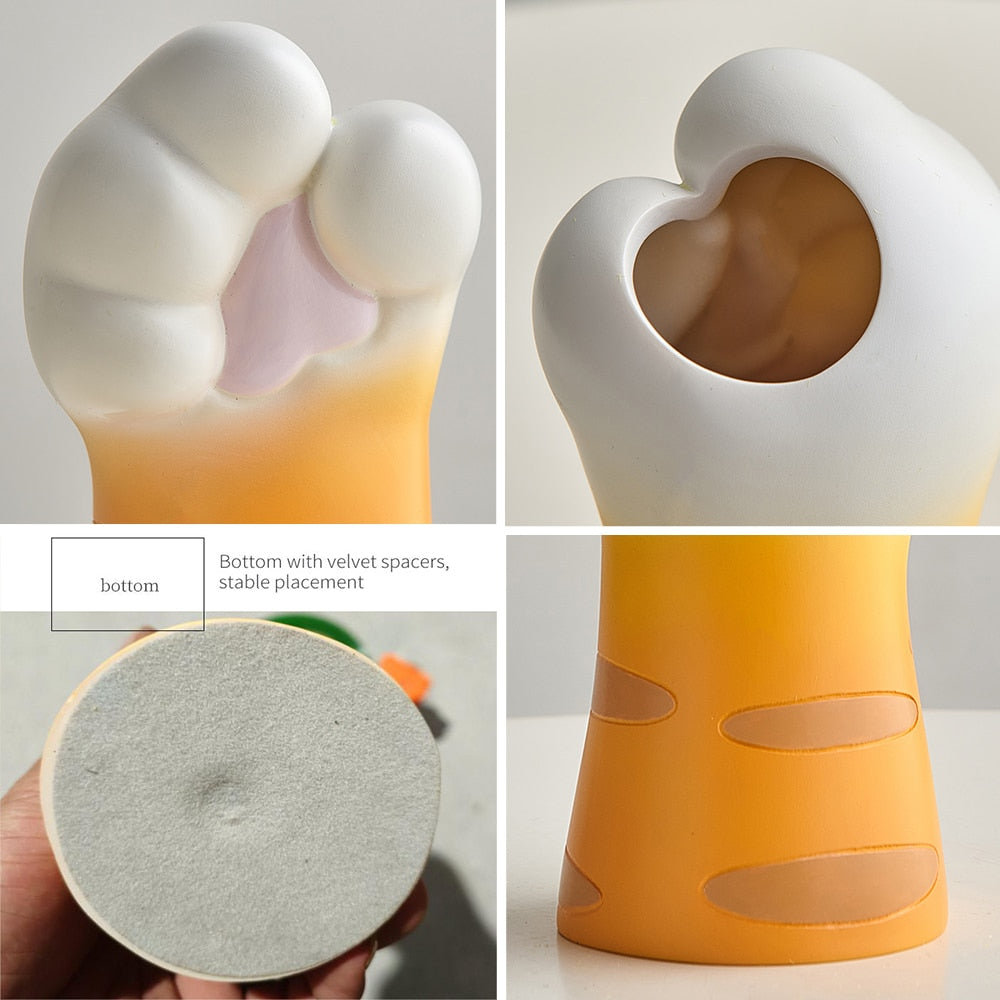 Cat Claw  Vase