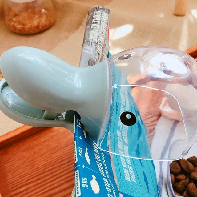 Kibbles Duck Scooper