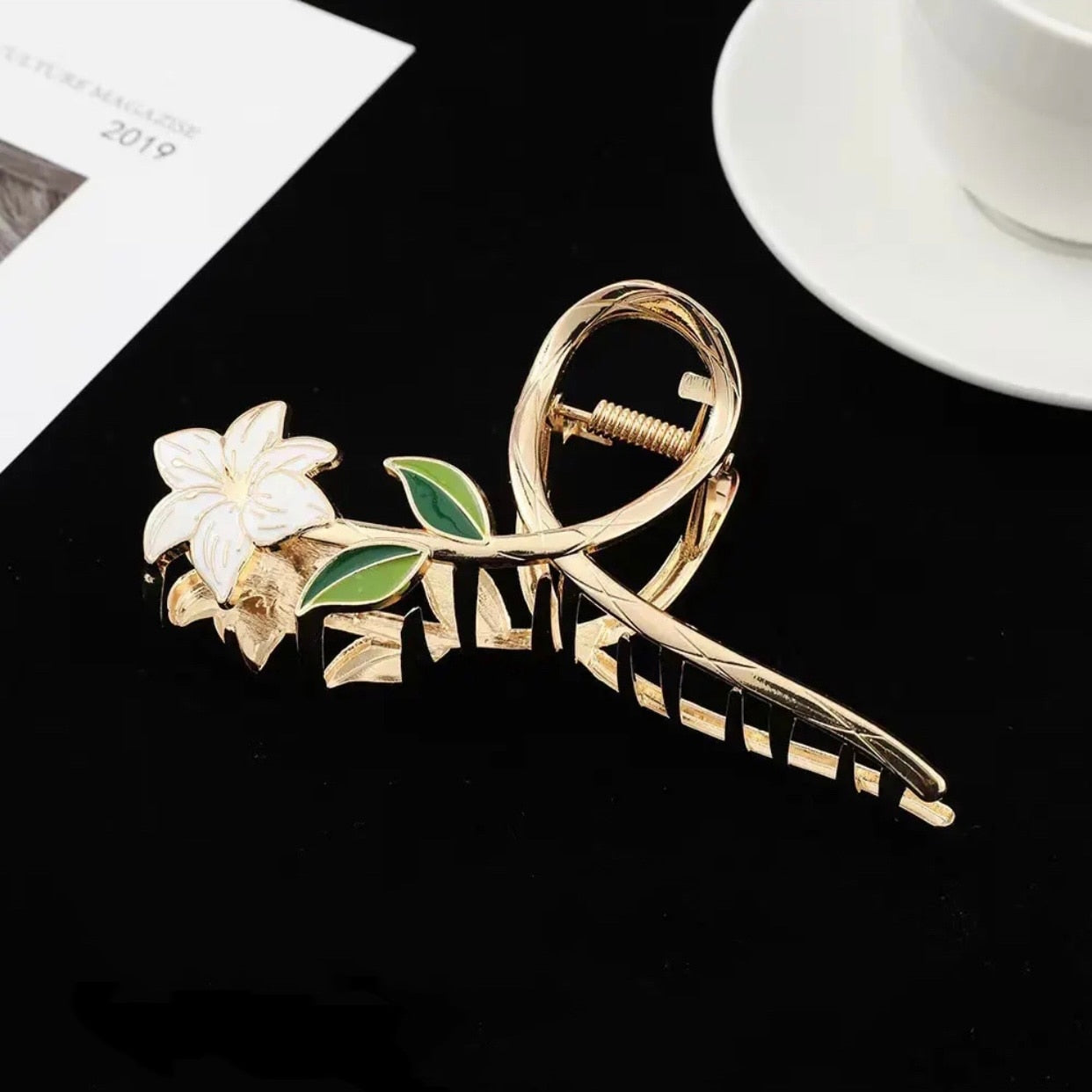 Gold Flowers Hair Clips